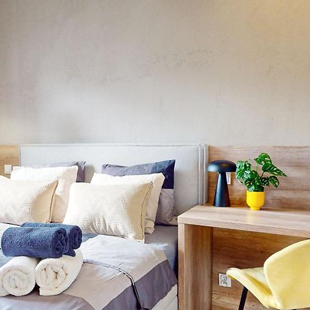 Apartament Green Z Garazem Podziemnym Varsó Kültér fotó