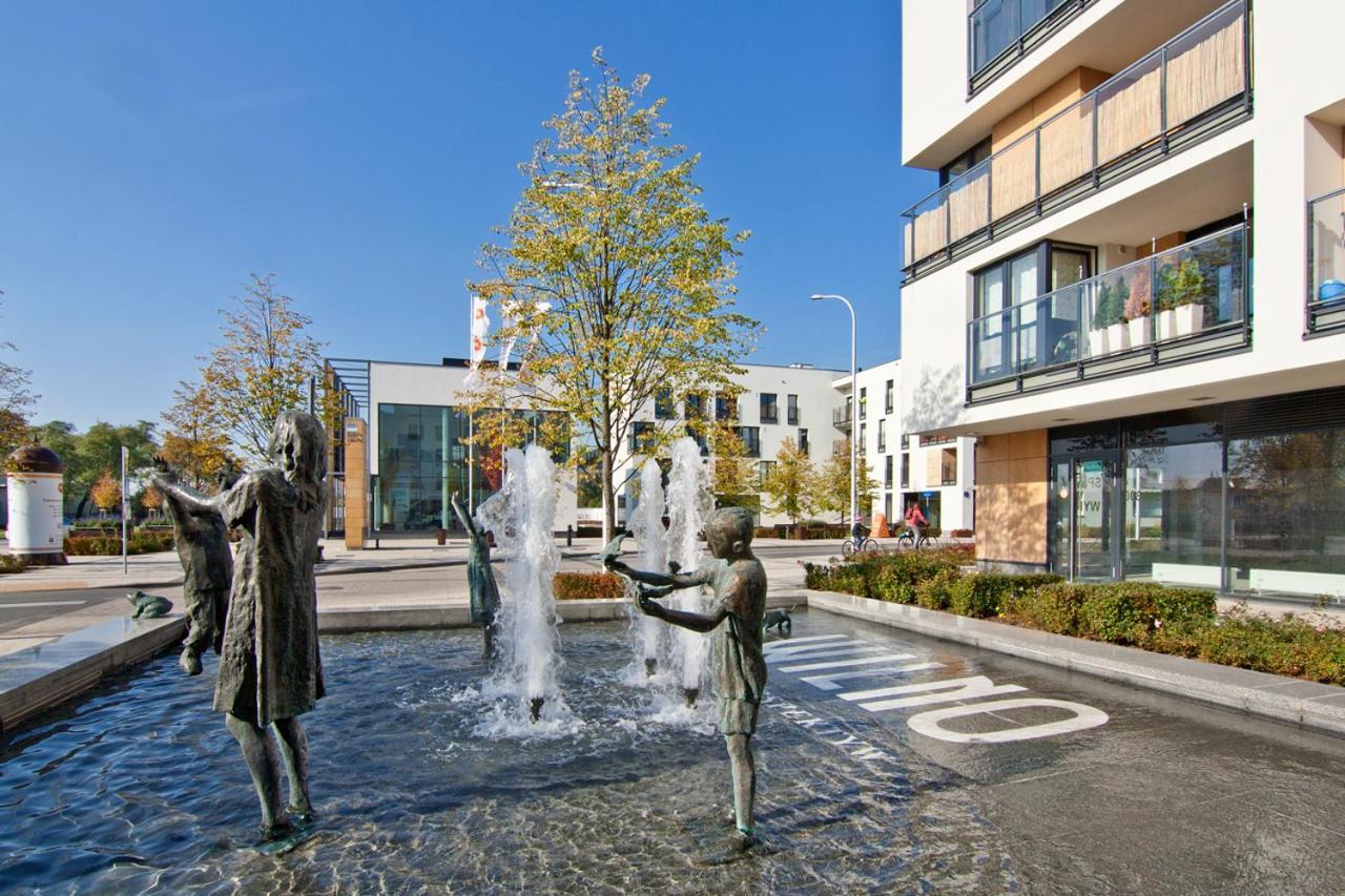 Apartament Green Z Garazem Podziemnym Varsó Kültér fotó